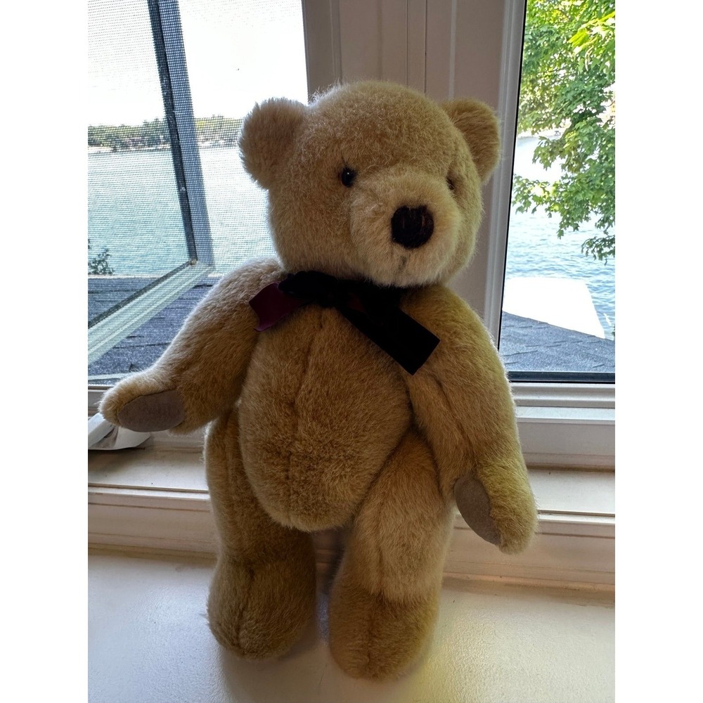 Dakin Vintage Teddy Bear 1993 Limited Edition jointed suede Rare.